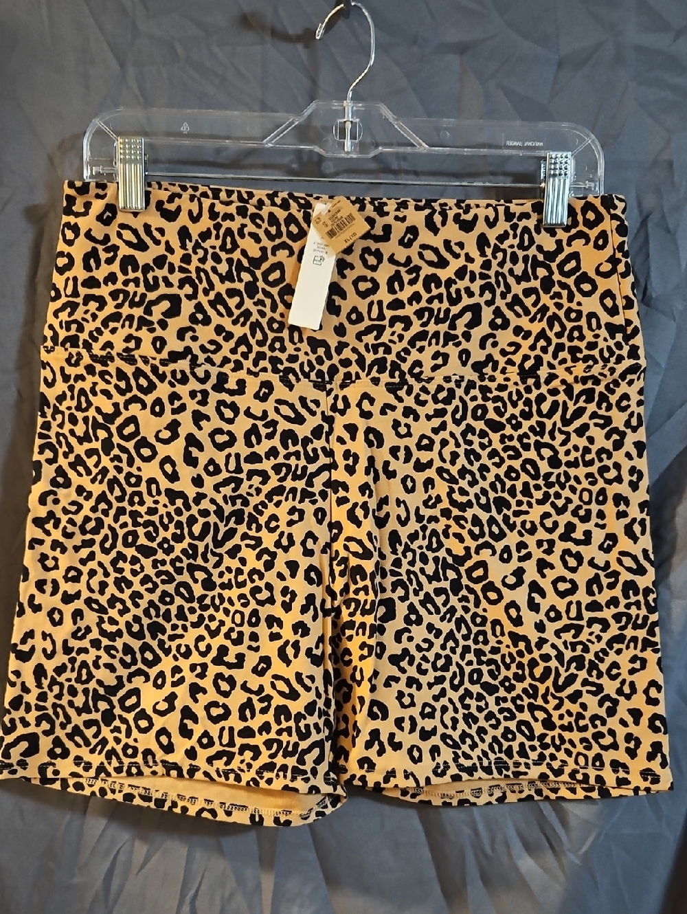 VICTORIA'S SECRET PINK LEOPARD HIGH WAIST 6" BIKE SHORT: NEW WITH TAGS: SIZE XL
